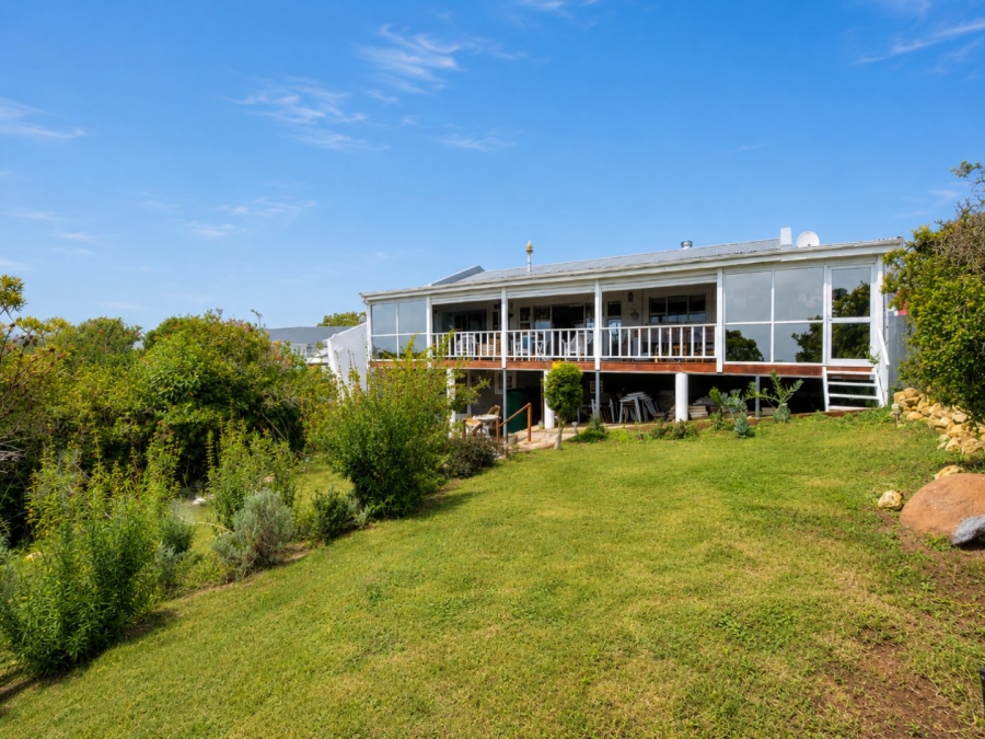 4 Bedroom Property for Sale in Stilbaai Wes Western Cape